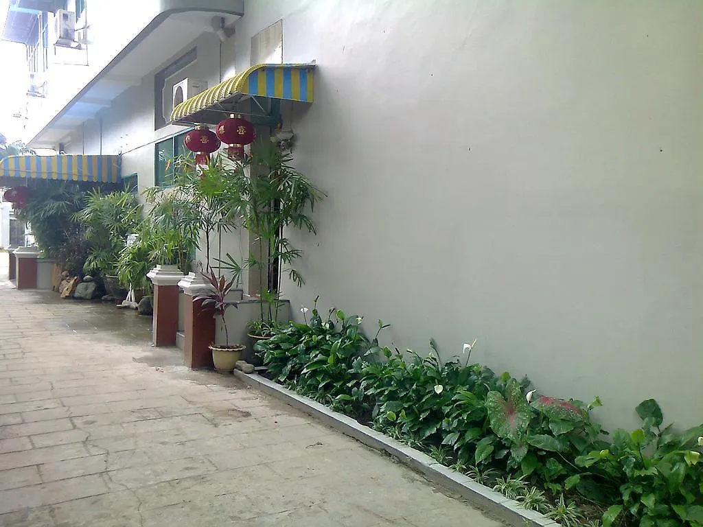 Golden Aye Yeik Mon Hotel Yangon 0*,  Myanmar