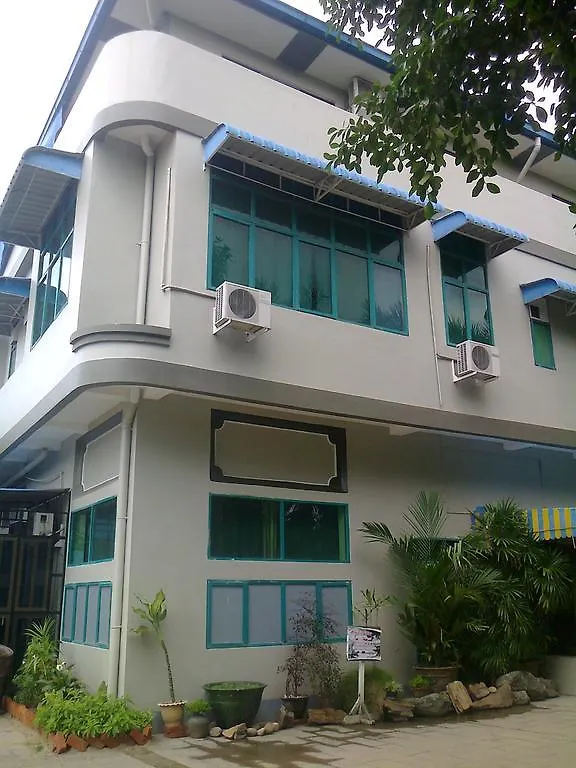 Golden Aye Yeik Mon Hotel Yangon 0*,  Myanmar